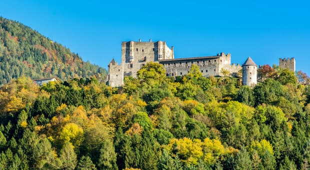 25 aprile 2026: cinque itinerari tra natura, sapori e cammini