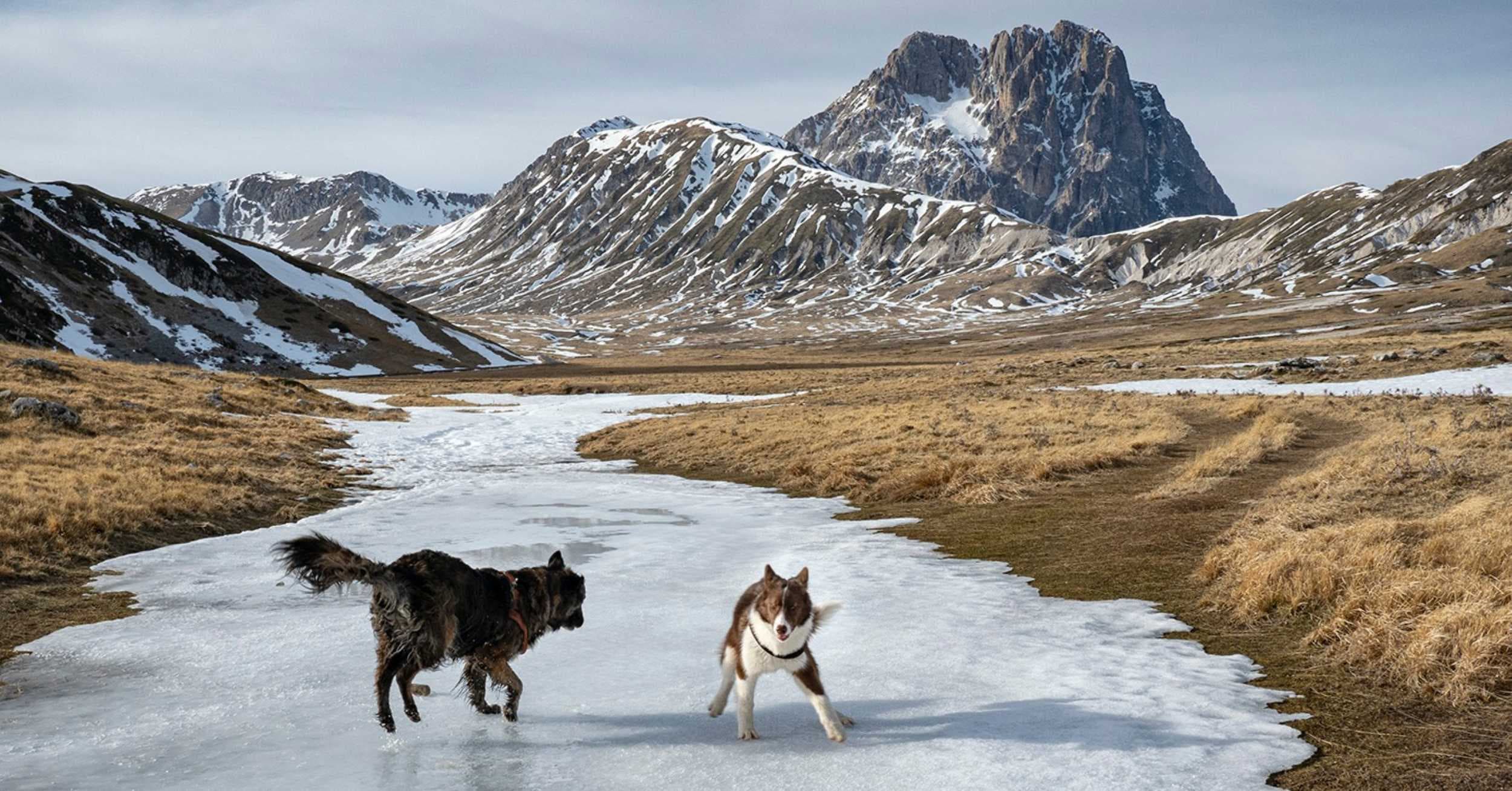 6 luoghi naturali da non perdere a maggio in Abruzzo e Toscana