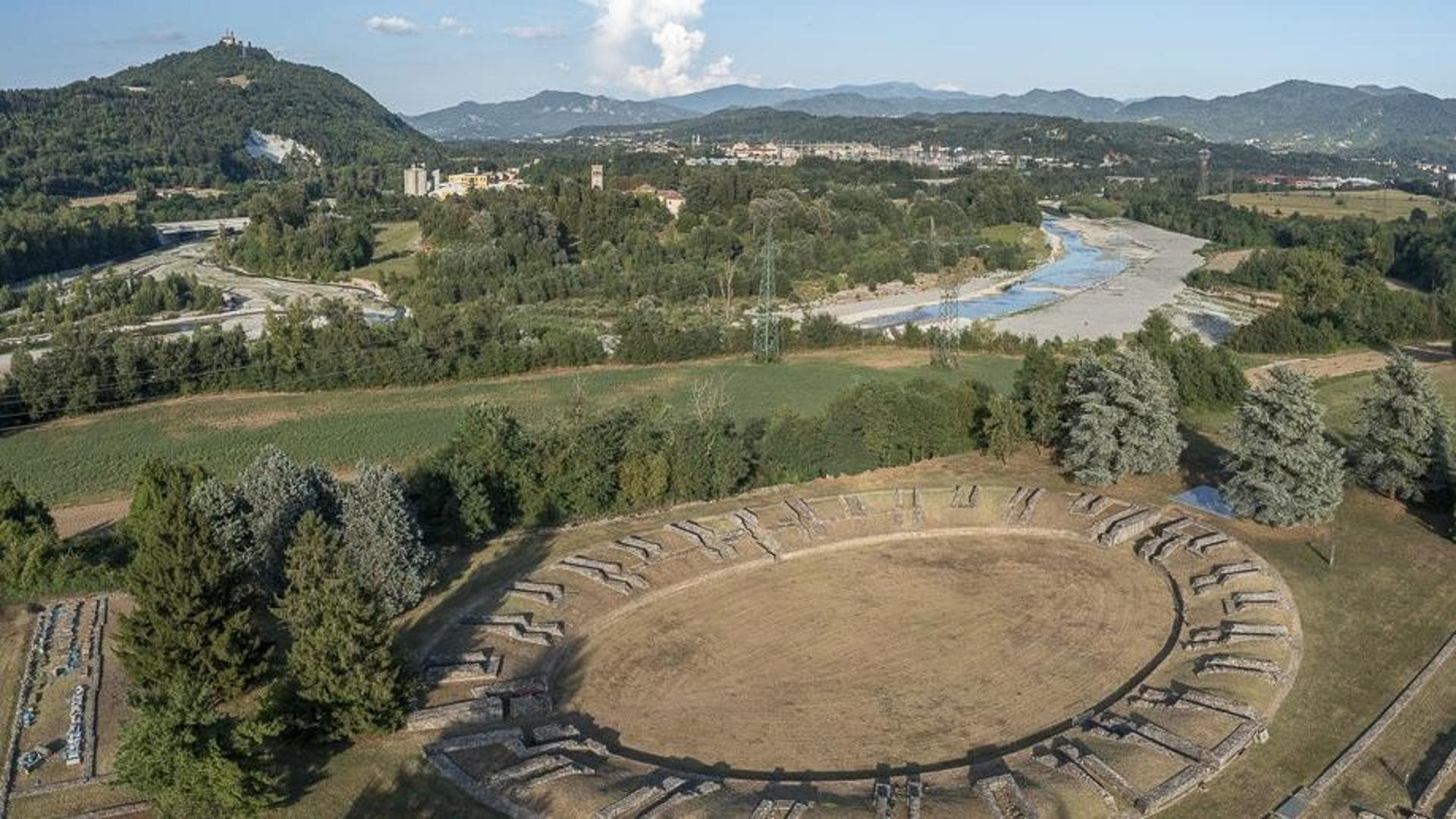 «Al tempo degli dei» a Libarna: teatro, danza e percorsi guidati