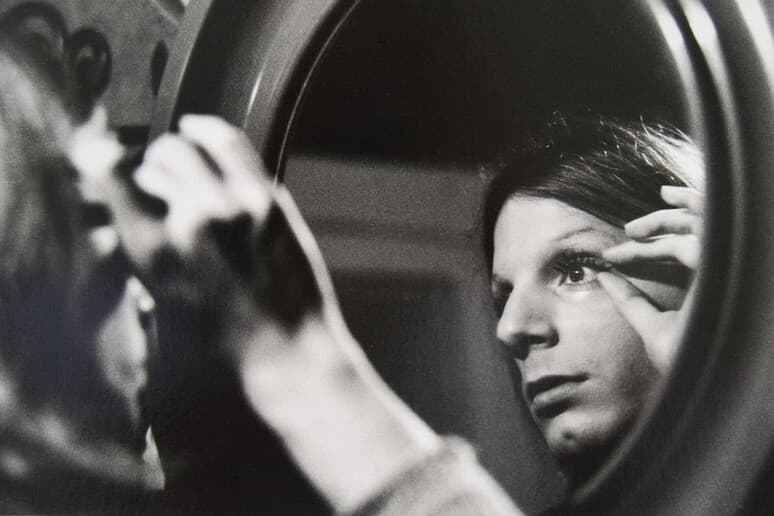 Cinque strade: mostra su Lisetta Carmi alla Galleria nazionale