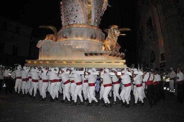 La Rete delle Grandi Macchine a Spalla porta a Bruxelles «Machines for