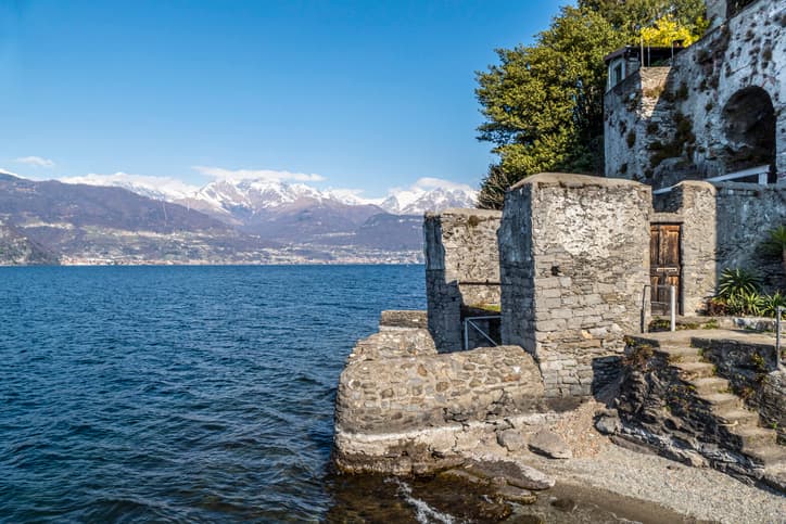 Lombardia: 5 borghi da esplorare a piedi a maggio